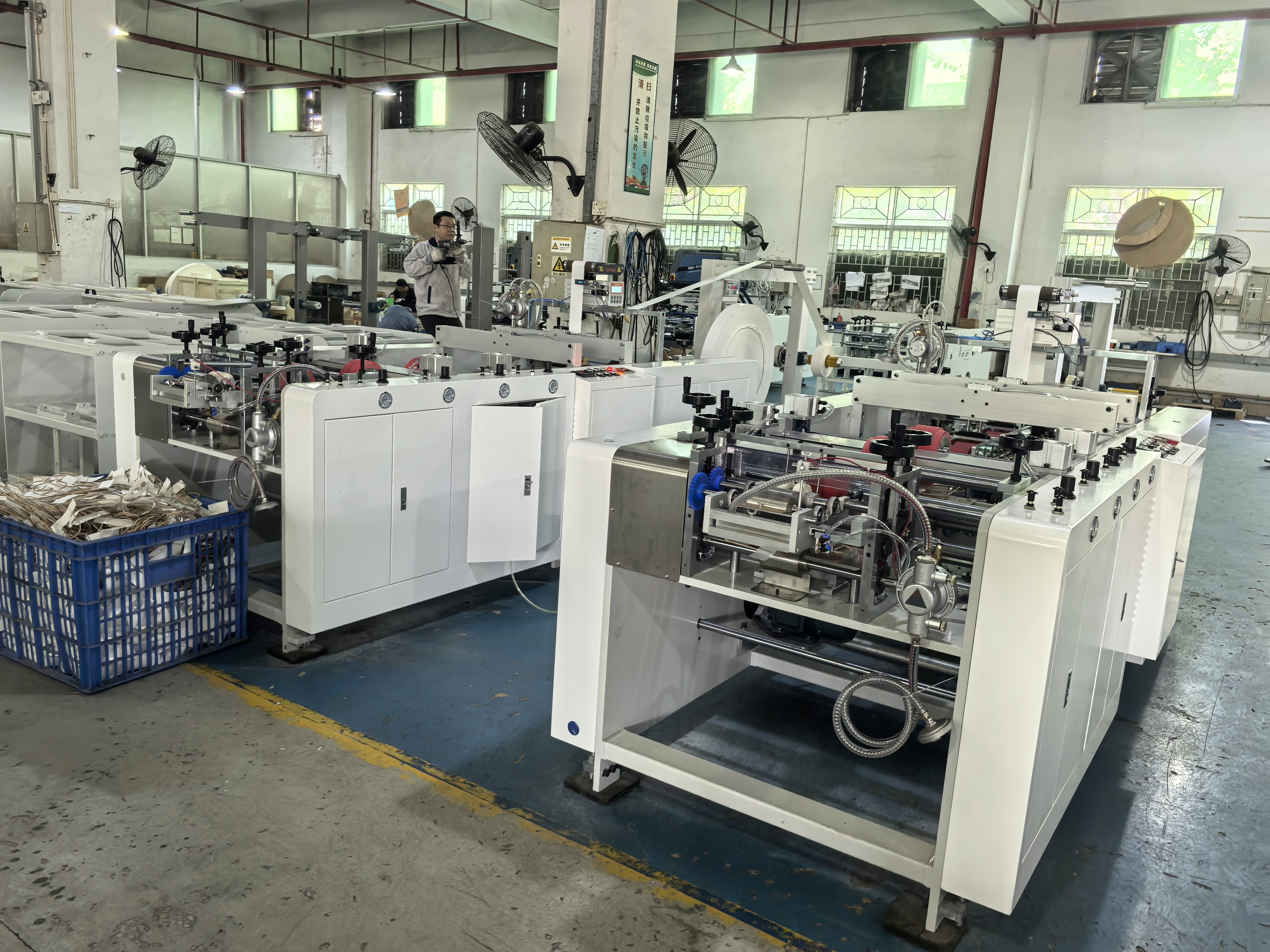 Automatic 10F Water Glue Twisted Paper Handle Making Machine Strong Bonding For Paper Handle Production